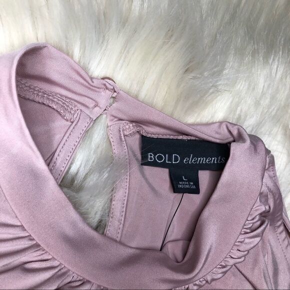 Bold elements peek a boo sleeves blouse - Picture 3 of 5